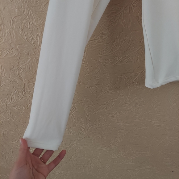 Old Navy ivory V-Neck long sleeve top Sz large - Picture 2 of 9